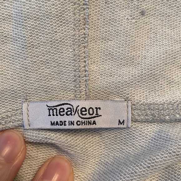 Long Hoodie Sweatshirt - Picture 5 of 5